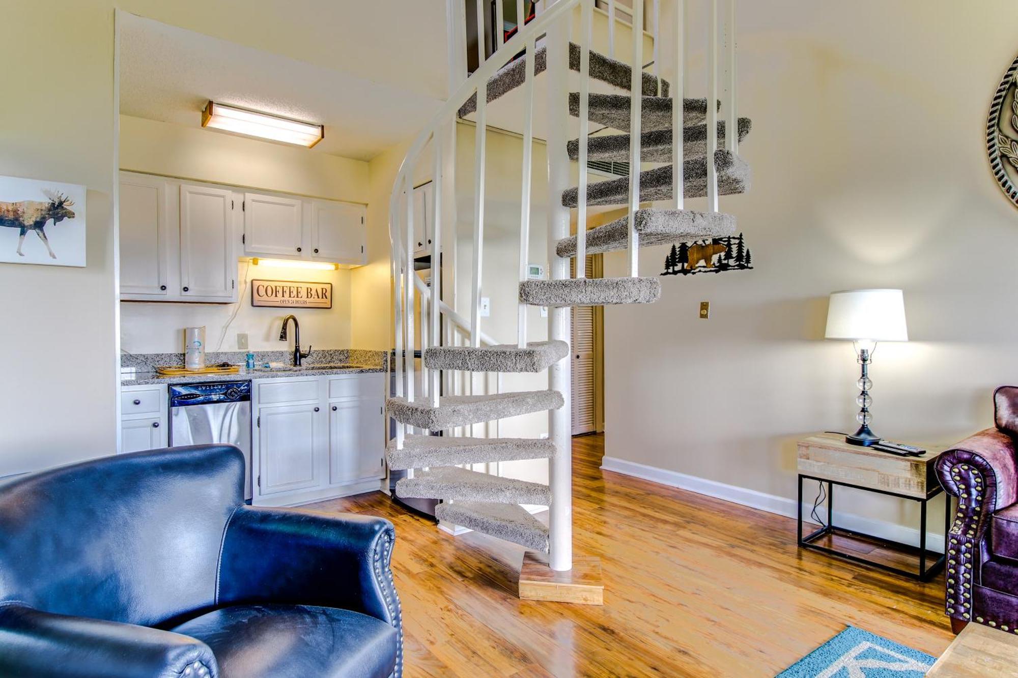 Gatlinburg Mountaintop Condo With Balcony And Views! Екстер'єр фото