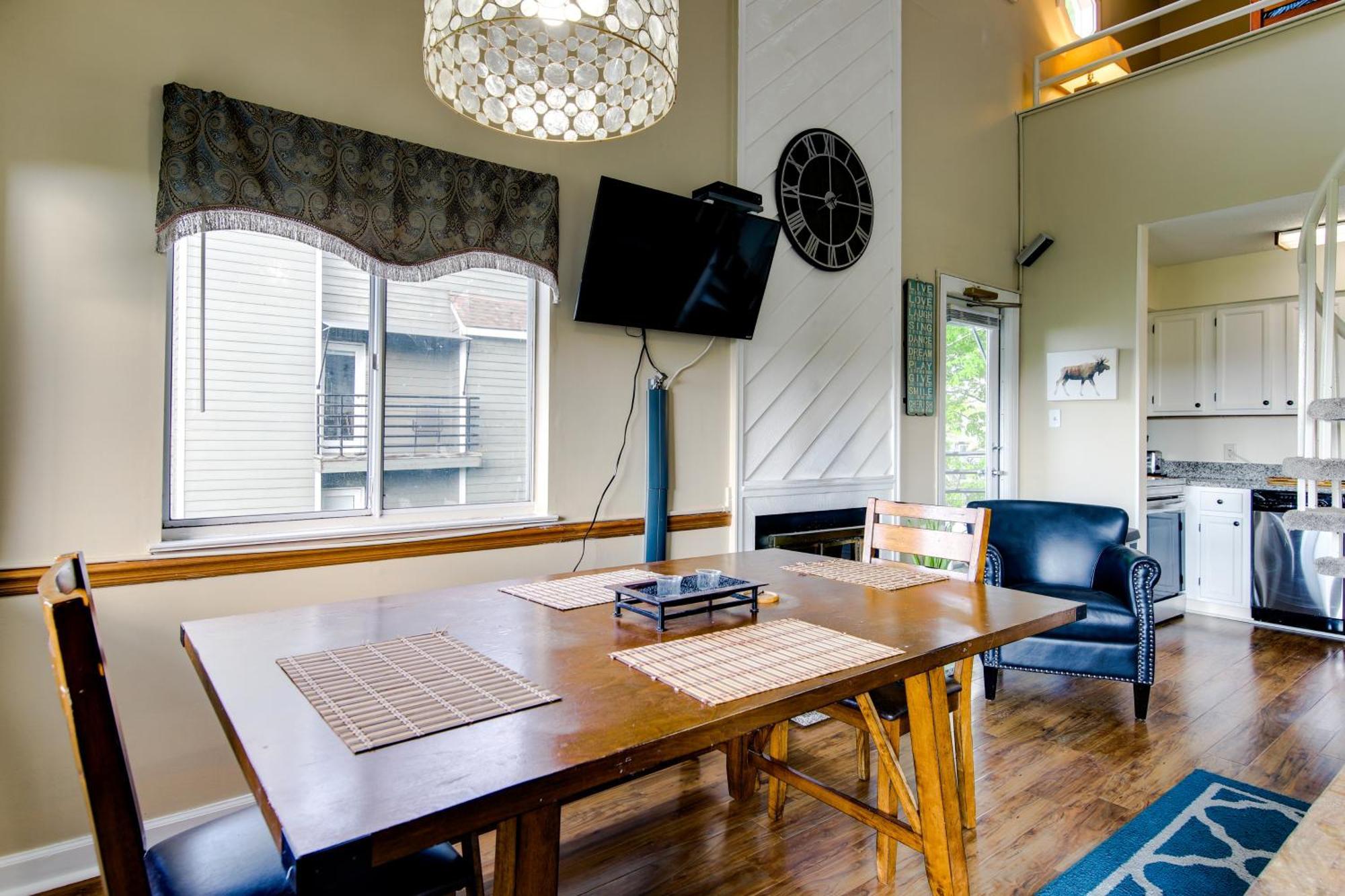 Gatlinburg Mountaintop Condo With Balcony And Views! Екстер'єр фото